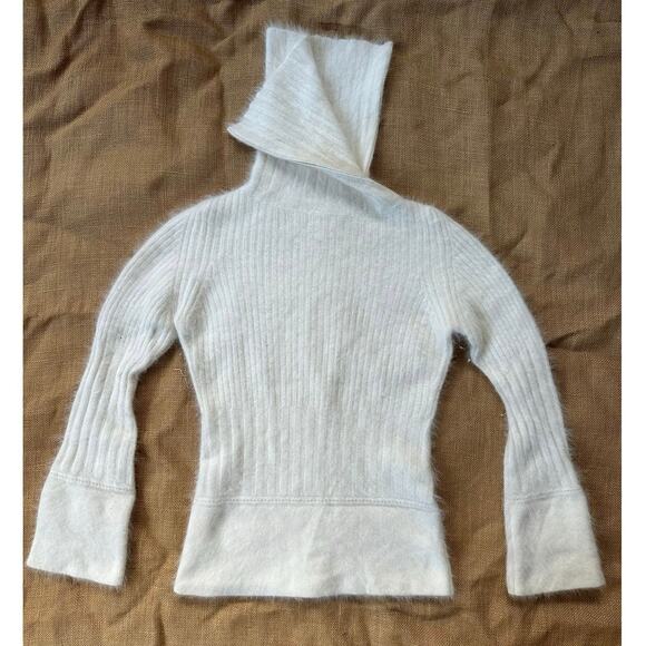 Angora Fuzzy Vintage sweater White turtleneck Pullover side zipper Sz S/M - Picture 2 of 11